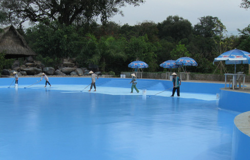 Quy trình thi công sơn Epoxy bể bơi chống thấm hiệu quả
