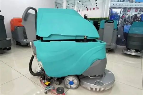 Phân loại máy chà sàn: đơn, liên hợp, ngồi lái – nên chọn loại nào?